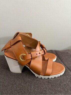 Chloé Tan Leather Strappy Block Heel Sandals